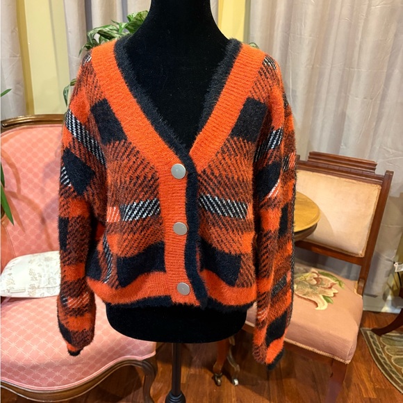 Umgee Sweaters - Umgee USA Plaid Fuzzy Button-Front Cardigan – Size M